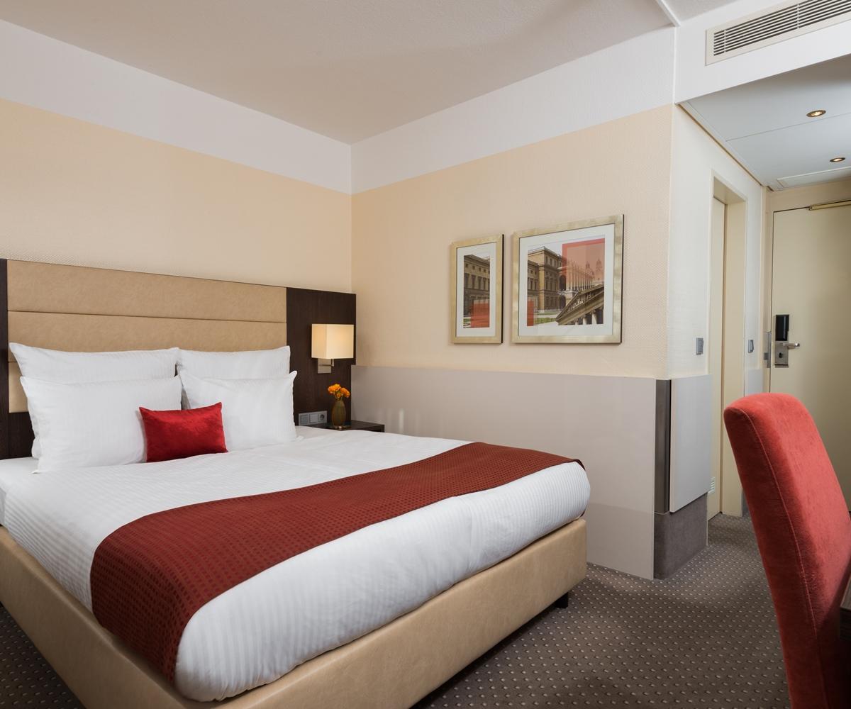 Leonardo Arabellapark Hotel München