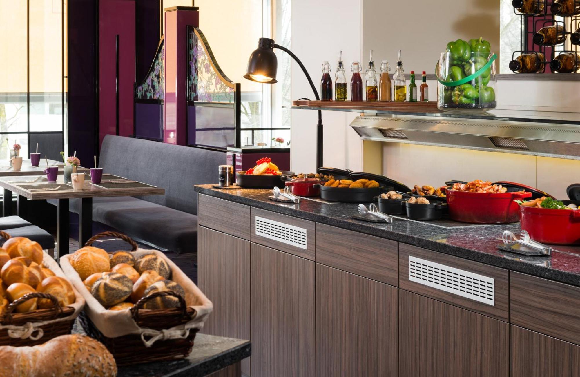 Leonardo Arabellapark Hotel München